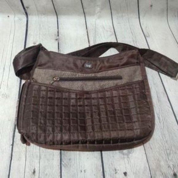 Elegant Brown Quilted Shoulder Bag - Picture 2 of 12
